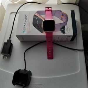Fitbit Versa Special Edition